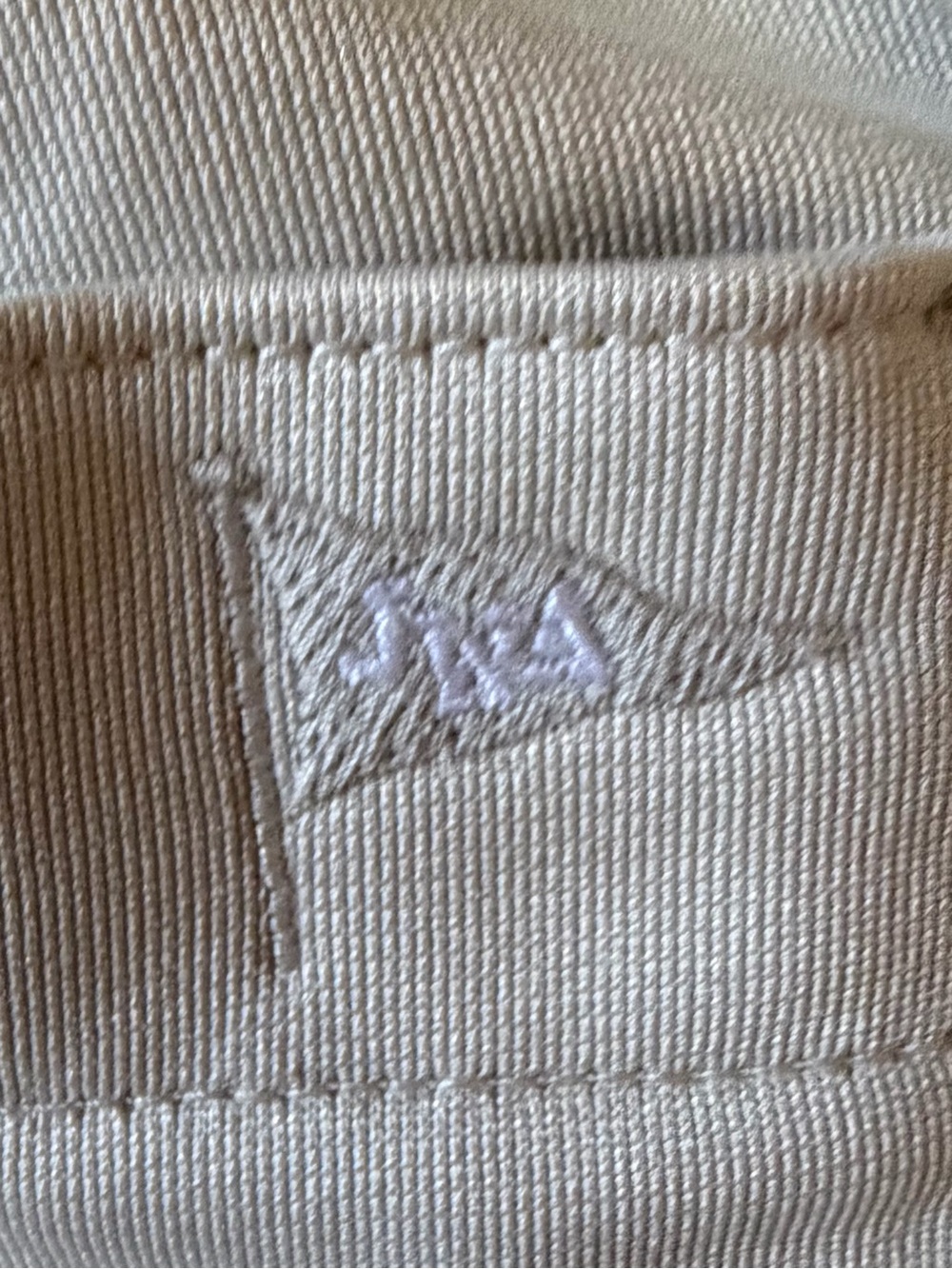 JW Anderson & Uniqlo Cream Wide-Leg Track Pants - Picture 5 of 12